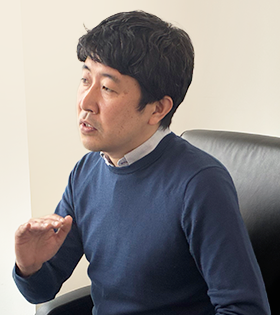情報システム部 島村氏