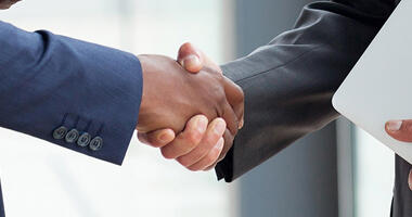 ITに特化した翻訳の専門家チーム